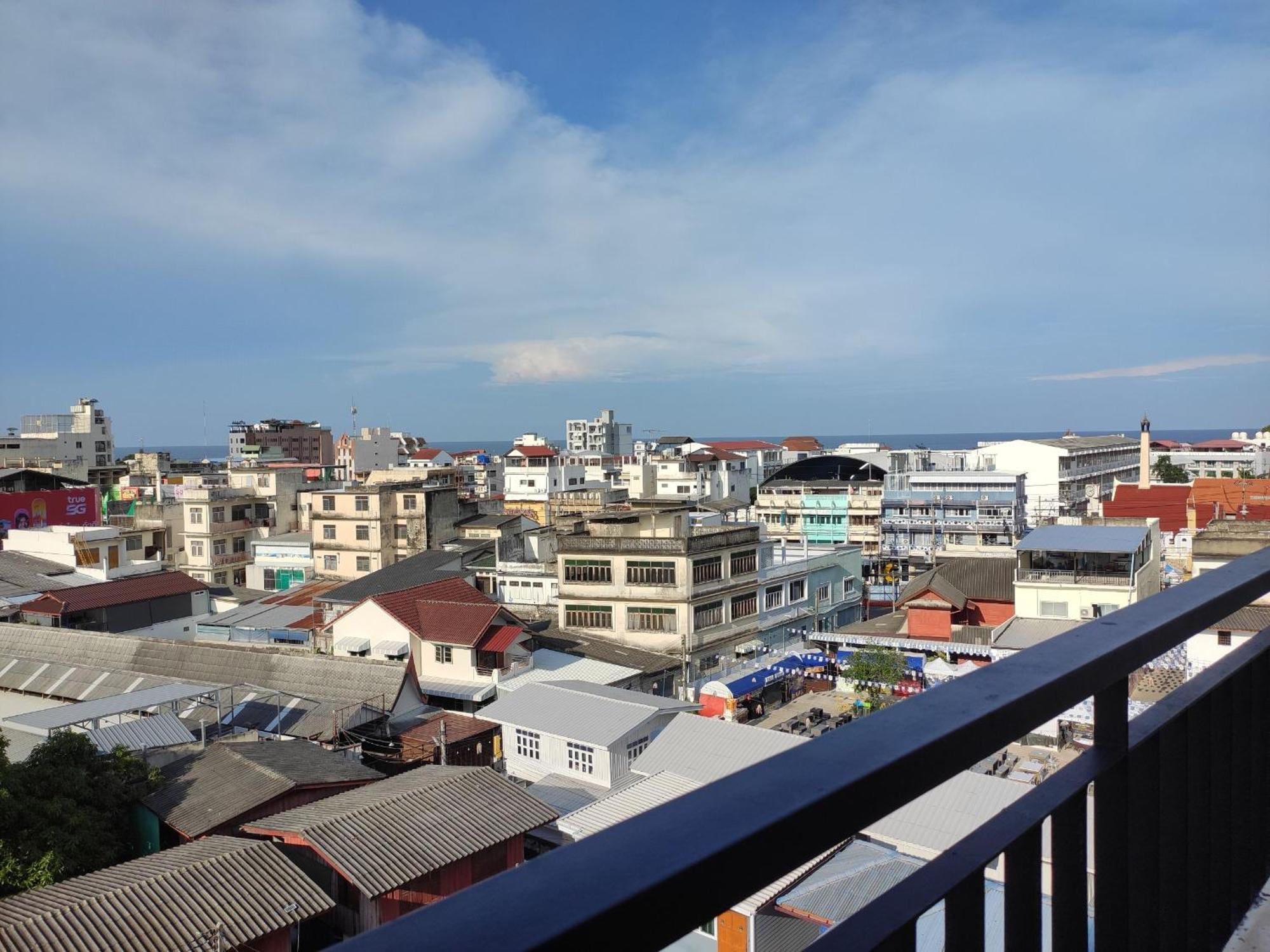 Baan Manthana Hotel, Hua Hin Exterior photo